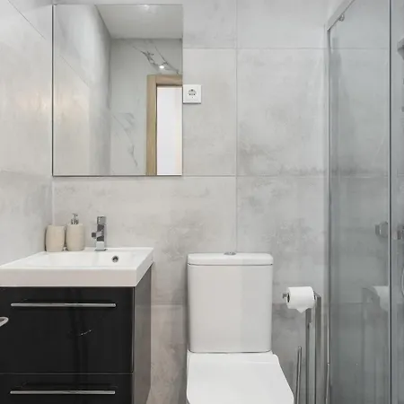 Miral Beachside 5 - By Hd Apartmán